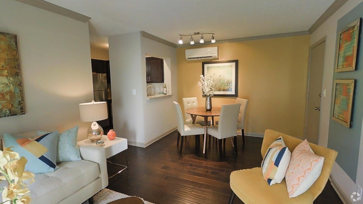 Photo - The Avenue in the Highlands Apartments