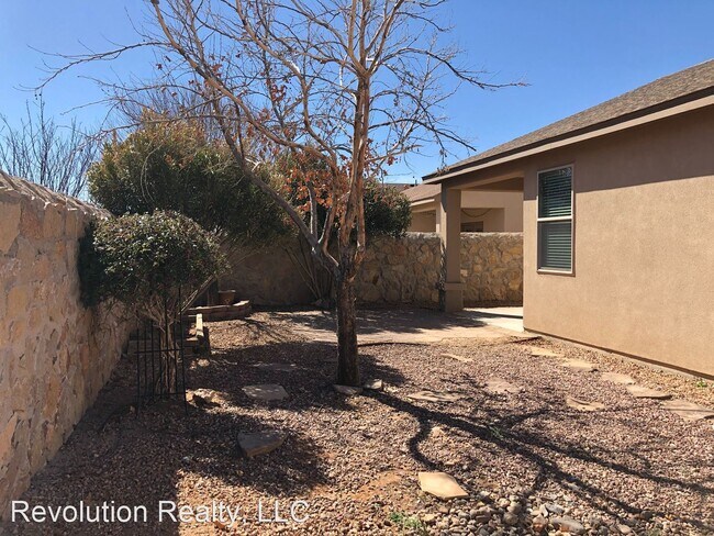 Foto del edificio - 3 br, 2 bath House - 7570 Sierra Bella Place