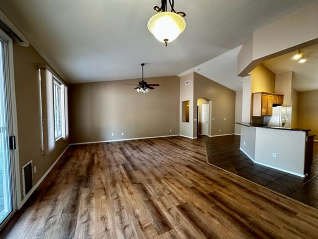 Building Photo - Lovely home in Cottonwood Ranch