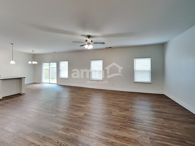 Foto del edificio - 117 Haeven Trail