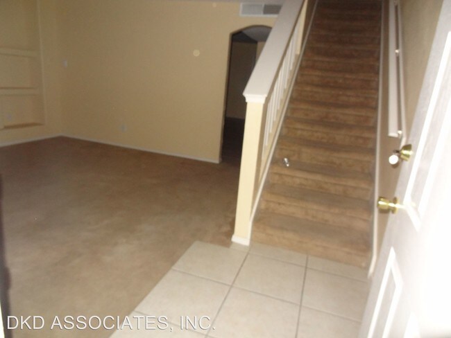 Building Photo - 3 br, 2.5 bath House - 3824 LYNWOOD