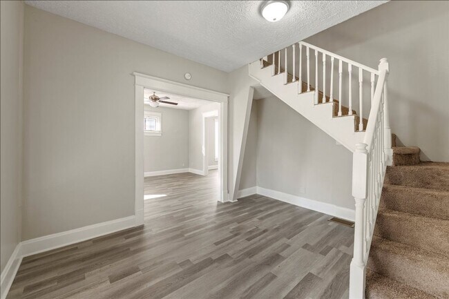 Foto del edificio - 438 N Chester Ave