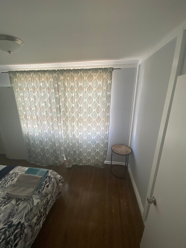 Foto del edificio - 1118 N Berendo St