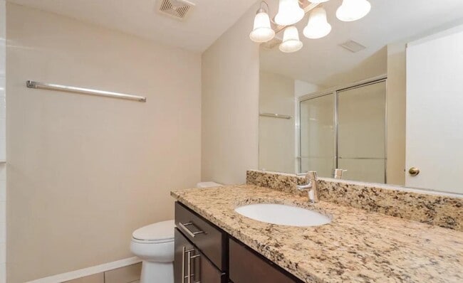 Foto del edificio - 631 Shady Dr E