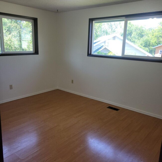 Building Photo - Goeco, Inc-PM-018-0013-533-535