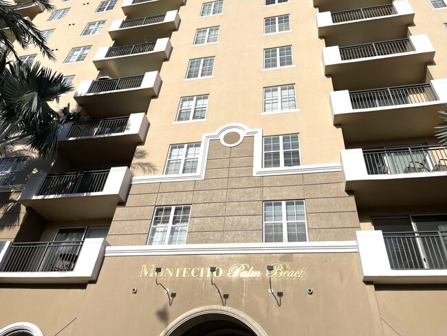 Foto del edificio - 616 Clearwater Park Rd