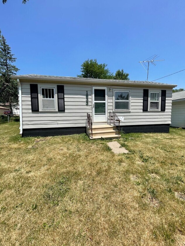 Foto principal - Cozy 2 Bedroom Home