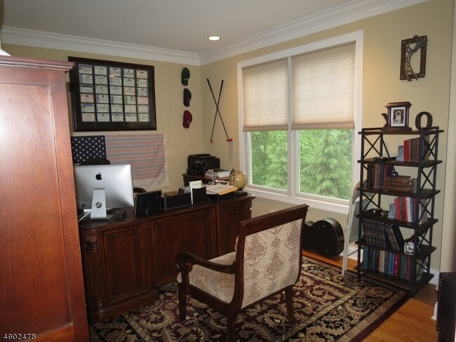 Building Photo - 22 Riverview Dr