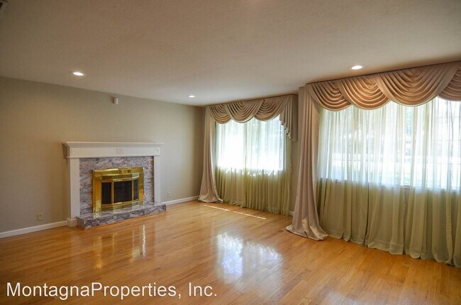 Building Photo - 3 br, 3 bath House - 16873 Placer Oaks Road