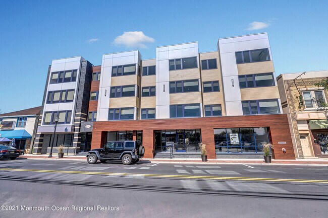 Foto del edificio - 131 Brighton Ave