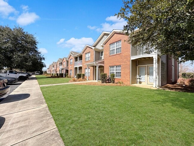 Building Photo - 19364 Chelsey Dr