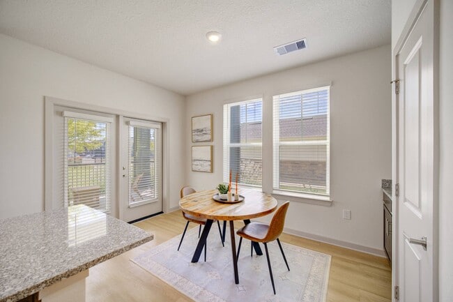 Building Photo - The Enclave at Deer Moss Creek