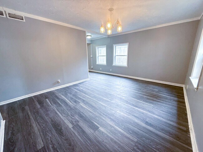 Foto del edificio - 3 Bed Home in Waverly with Modern Charm, G...