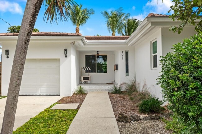 Building Photo - 9025 Dickens Ave