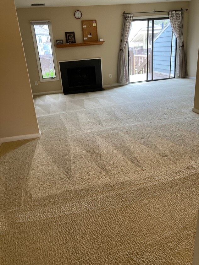 250 S Estes Dr, Chapel Hill, NC 27514 Townhome Rentals in Chapel Hill