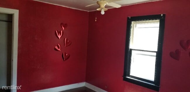 Foto del edificio - 3 br, 1 bath House - 131 State St