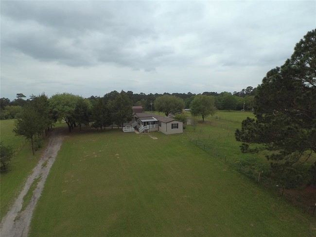 Building Photo - 8587 County Rd 410