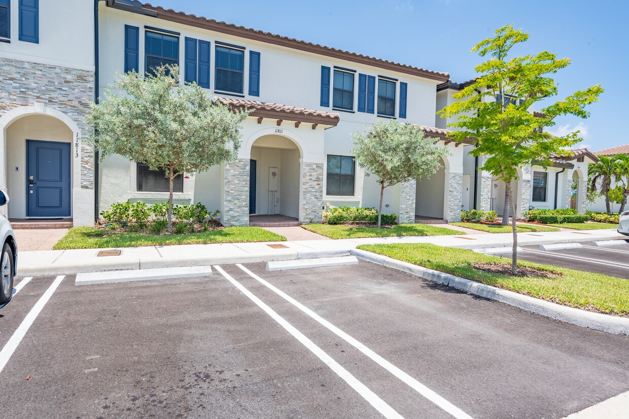 Photo - 11811 SW 246 Terrace (Homestead, FL)