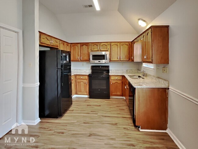 Building Photo - 7350 Royce Cove
