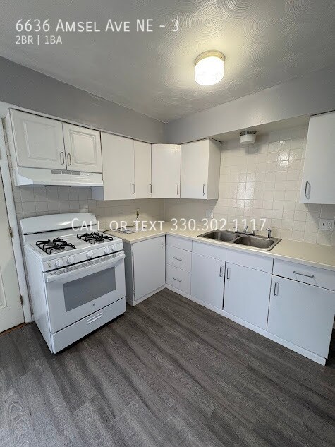 Building Photo - 6636 Amsel Ave NE