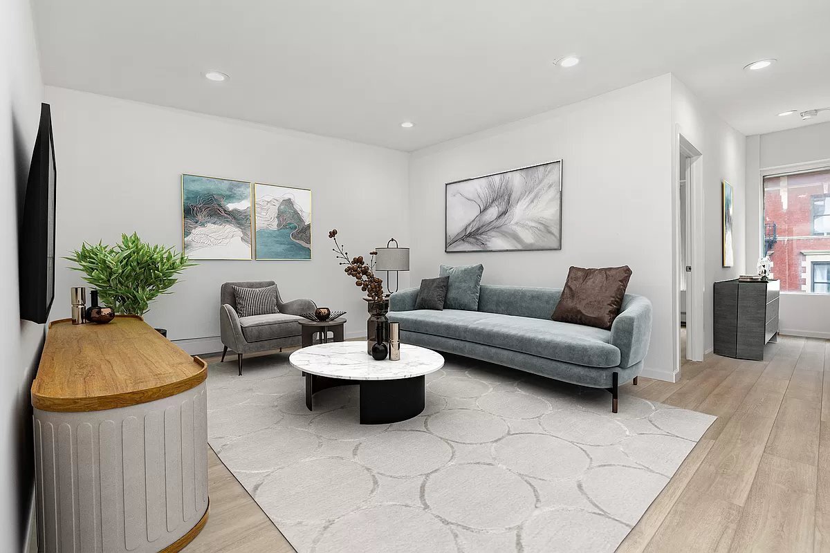 Primary Photo - 369 West 36th Street
