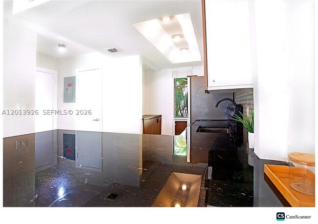 Foto del edificio - 1531 SE 15th St