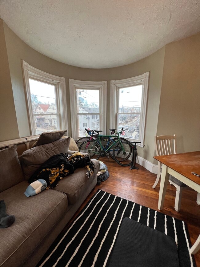 Building Photo - 55 Cedar St