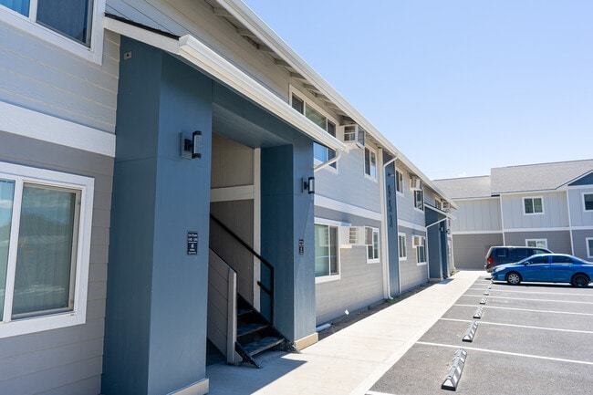 Keller Exterior - Keller Apartments