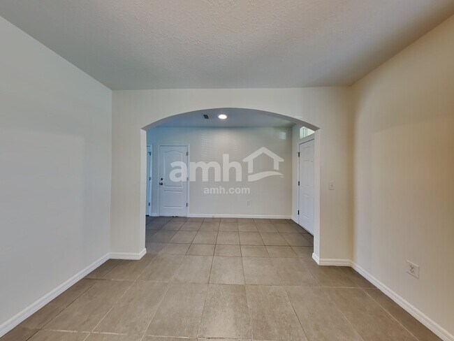 Building Photo - 3219 Magnolia Meadows Drive