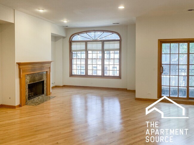 Foto del edificio - 3338 N Sheffield Ave