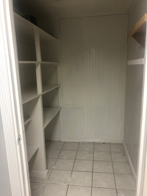 Foto del edificio - 10207 Wagon Rd W