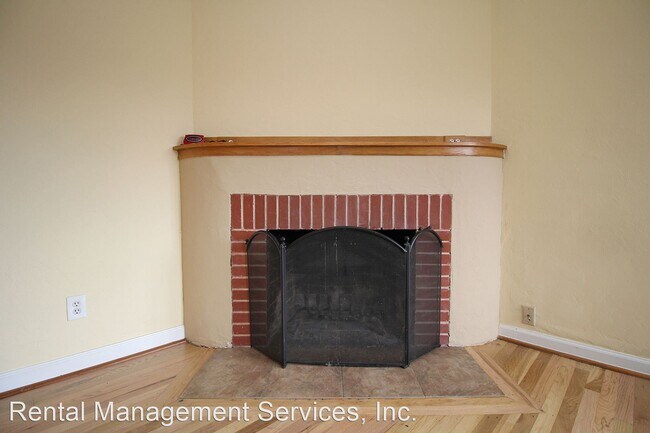 Building Photo - 2 br, 1 bath House - 6024 NE 17th