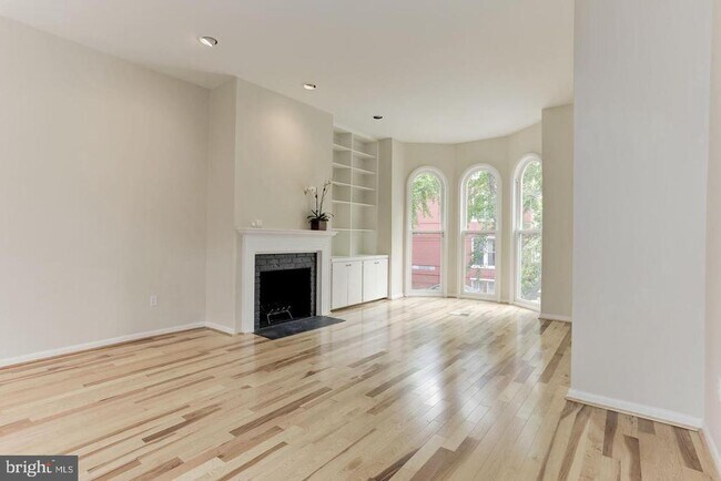 Building Photo - 1305 Corcoran St NW