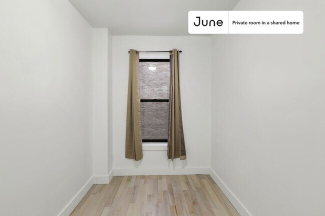 Foto del edificio - Room in Shared 4 bed/2 bath home