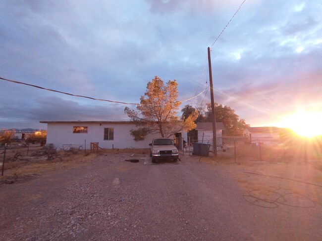 Building Photo - 2395 Jade Ave