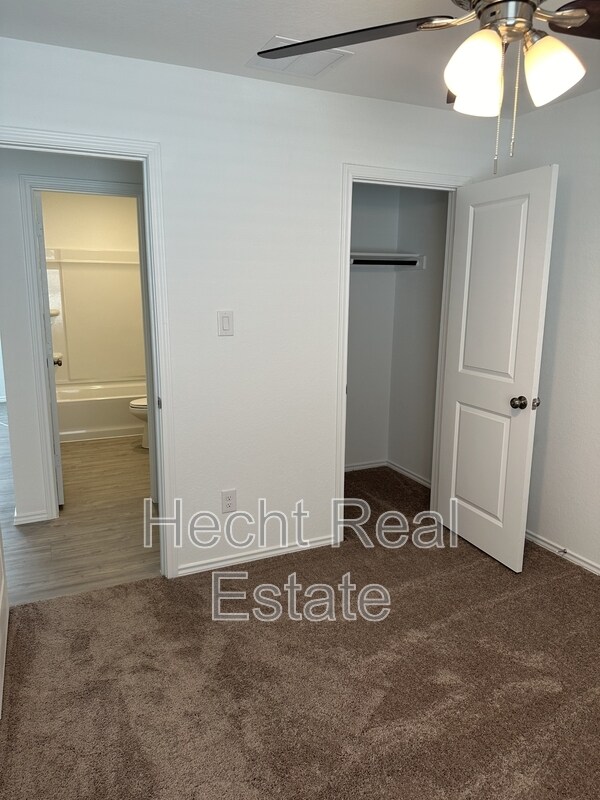 Foto del edificio - 1836 Wood Warbler Ln