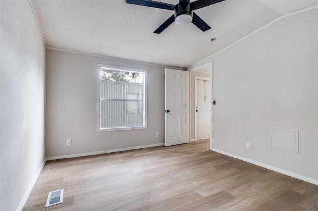 Building Photo - 201 N Shady Shores Rd