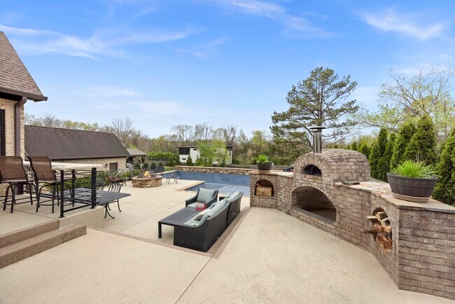 Foto del edificio - 4603B Lealand Ln
