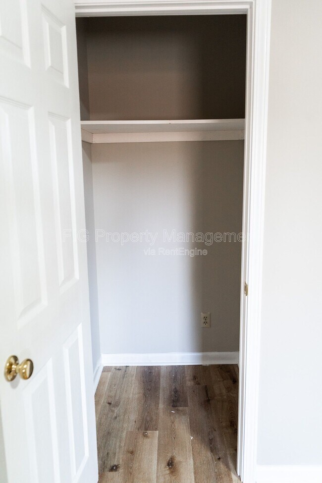 Foto del edificio - 1816 Lively Rd