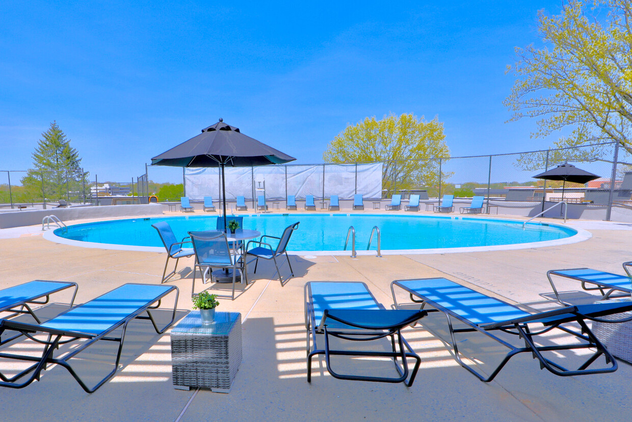 The Colony at Towson Apartments Towson, MD