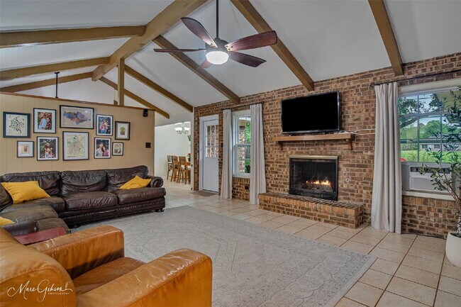 Foto del edificio - 7440 Camelback Dr