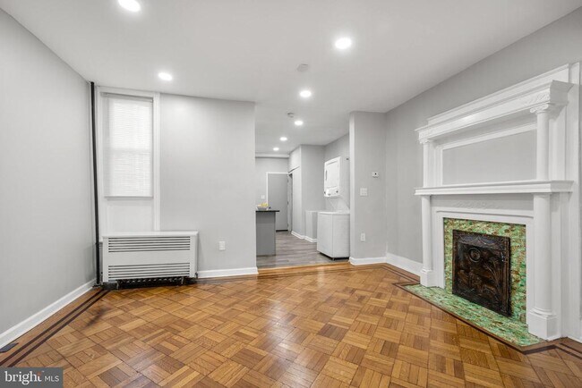 Building Photo - 5545 Race St