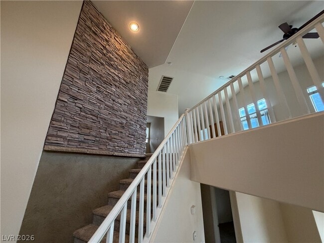 Foto del edificio - 6420 Casamar St