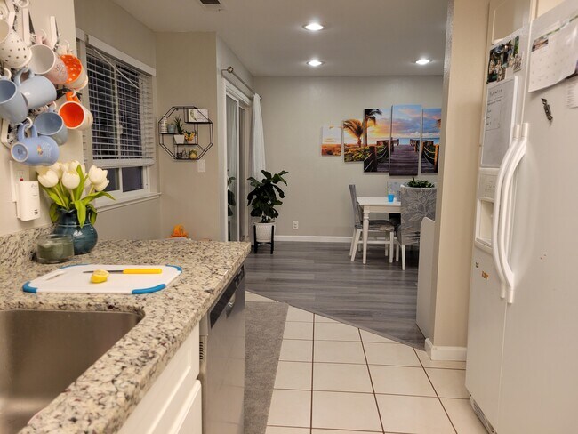 Foto del edificio - 5266 Country Forge Ln