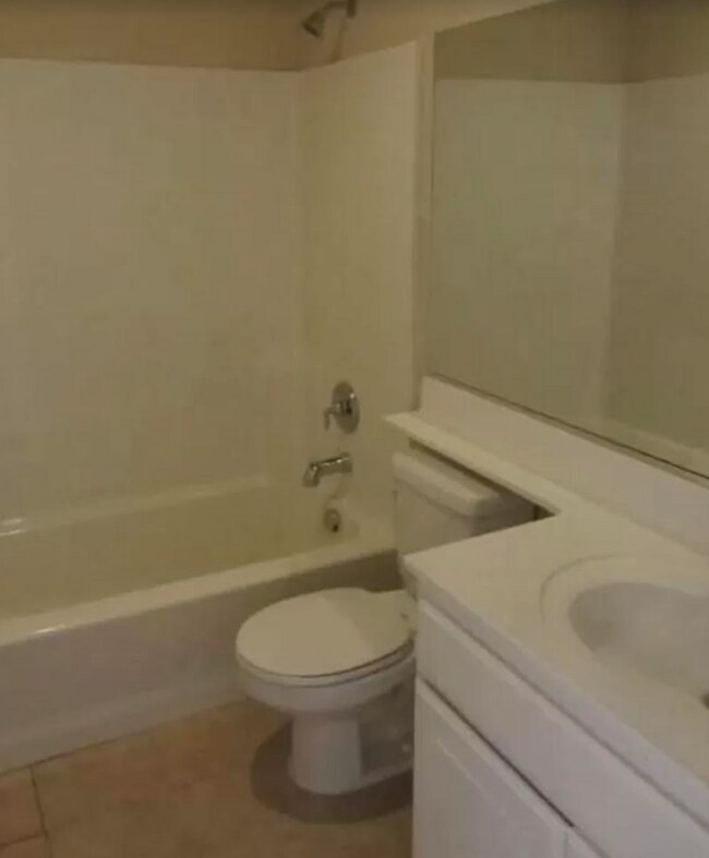 Bathroom - 8074 Joplin Plz