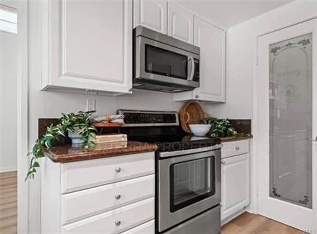 Building Photo - Beautiful Home in Irvine