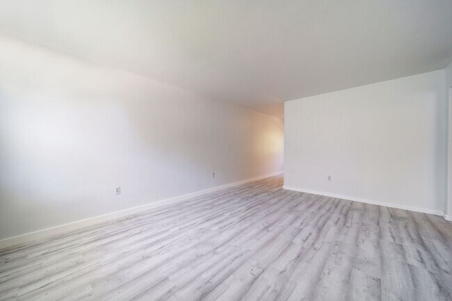 Building Photo - 111 NW 152nd St