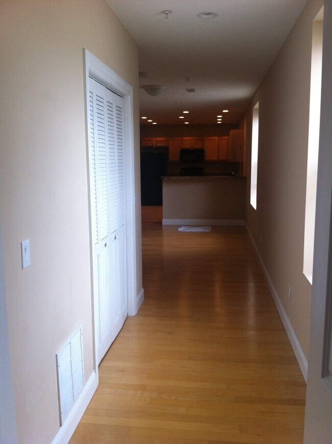 Foto del edificio - 118 S 4th St