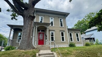 Building Photo - 51 Caledonia St NE
