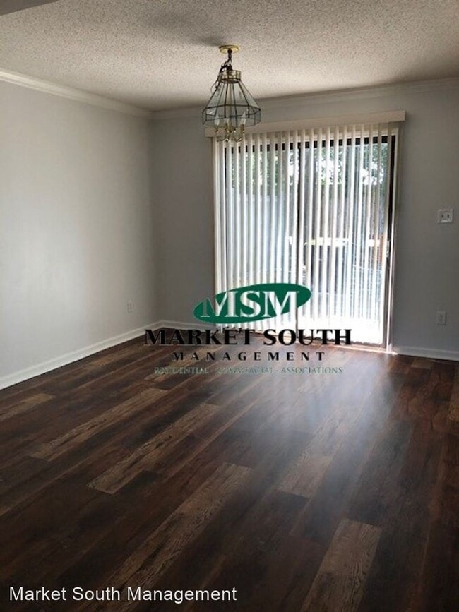Building Photo - 2 br, 2.5 bath House - 100  Hidden Lake Court